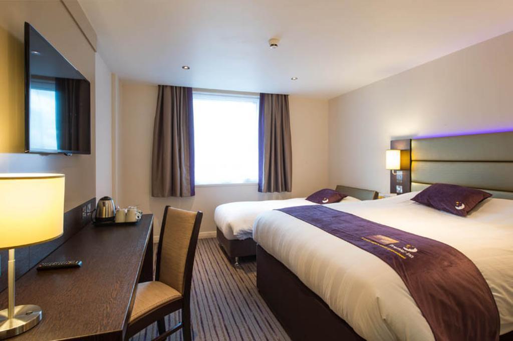 Premier Inn London City - Aldgate Londres Exterior foto