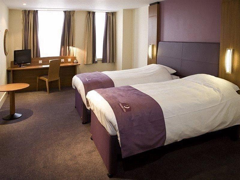 Premier Inn London City - Aldgate Londres Exterior foto